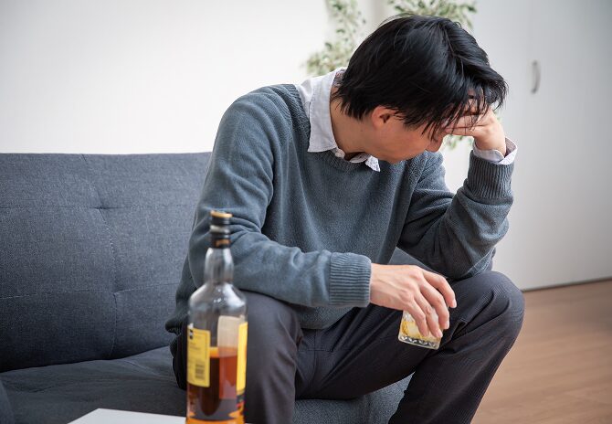 アルコール使用症（AUD）・アルコール依存症の治療について